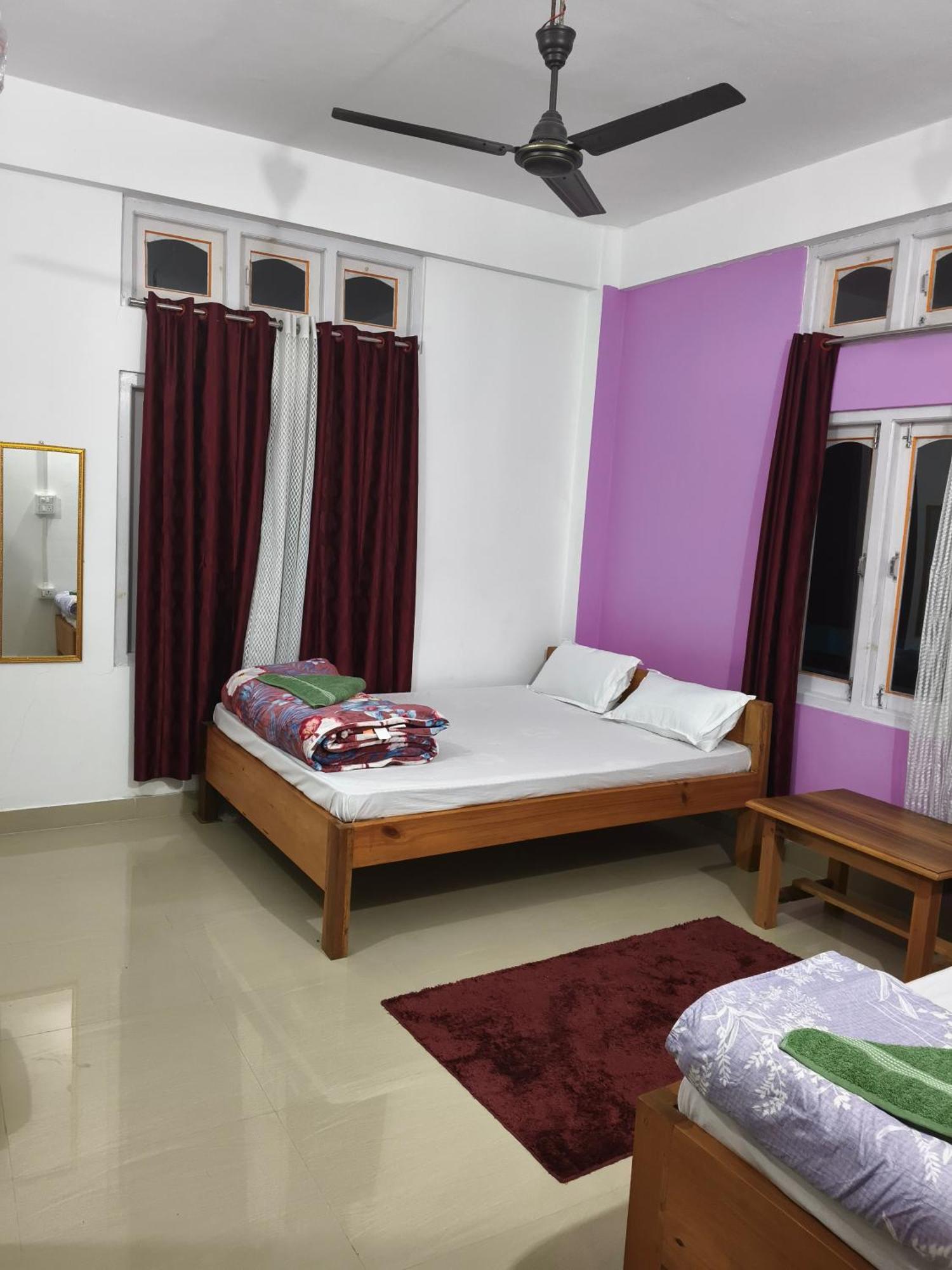 Valley View Homestay Dirang Luaran gambar